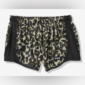 Victoria Secret Sport Green Camo Leopard Print Shorts Size Small NWT